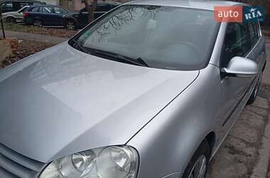 Хетчбек Volkswagen Golf 2005 в Вінниці