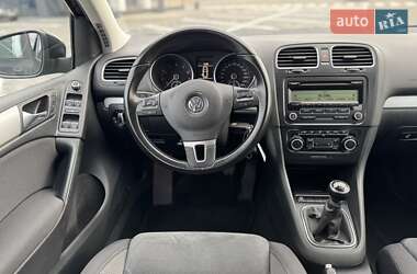 Хетчбек Volkswagen Golf 2010 в Вінниці