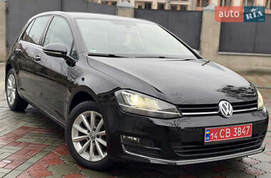 Хэтчбек Volkswagen Golf 2015 в Звягеле