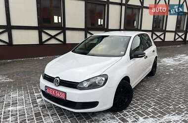 Хетчбек Volkswagen Golf 2009 в Рівному