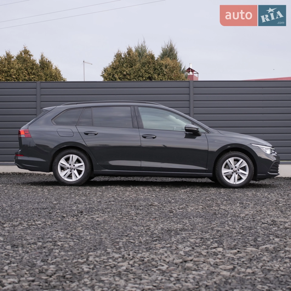 Volkswagen Golf 2021