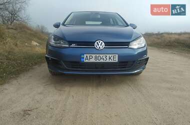 Хетчбек Volkswagen Golf 2016 в Запоріжжі