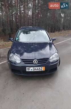 Хетчбек Volkswagen Golf 2004 в Славуті