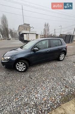 Хетчбек Volkswagen Golf 2010 в Житомирі