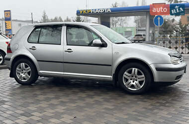 Хетчбек Volkswagen Golf 2001 в Лубнах