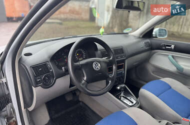 Хетчбек Volkswagen Golf 2001 в Лубнах