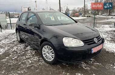 Хетчбек Volkswagen Golf 2005 в Луцьку