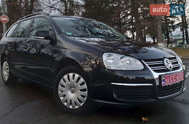 Універсал Volkswagen Golf 2008 в Вінниці