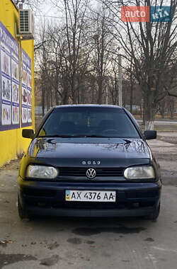 Хетчбек Volkswagen Golf 1997 в Харкові