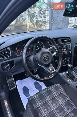 Универсал Volkswagen Golf 2016 в 
