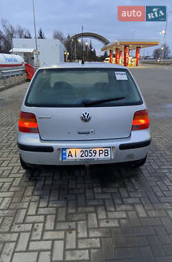 Хетчбек Volkswagen Golf 2003 в Білій Церкві