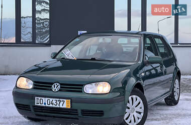 Хетчбек Volkswagen Golf 2001 в Тернополі