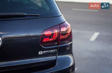 Хэтчбек Volkswagen Golf 2009 в 