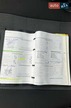 Хэтчбек Volkswagen Golf 2002 в 