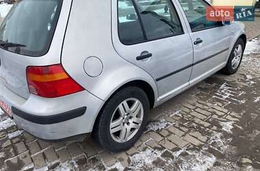 Хэтчбек Volkswagen Golf 2000 в Долине