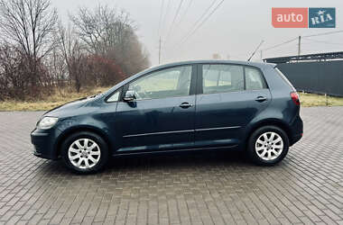 Хетчбек Volkswagen Golf 2005 в Вінниці