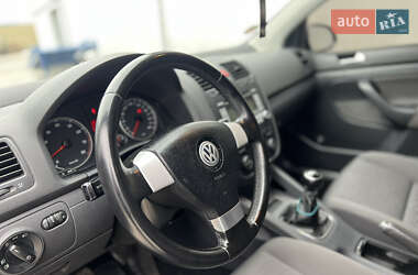 Хетчбек Volkswagen Golf 2007 в Вінниці