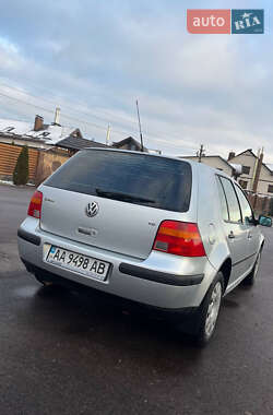 Хетчбек Volkswagen Golf 2002 в Борисполі