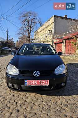 Хэтчбек Volkswagen Golf 2006 в Одессе