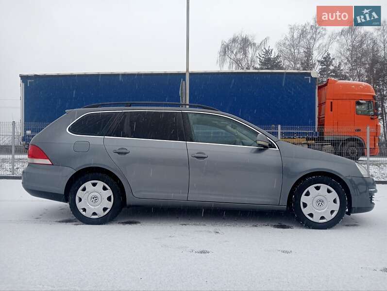 Универсал Volkswagen Golf 2008 в Ковеле