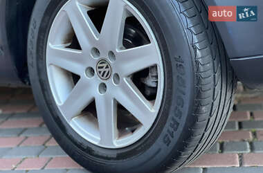 Универсал Volkswagen Golf 2003 в 