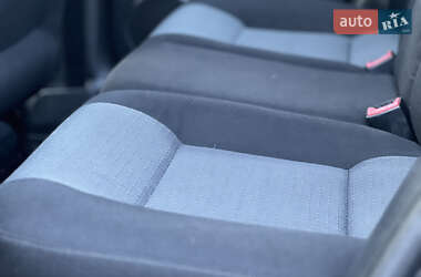 Универсал Volkswagen Golf 2003 в 