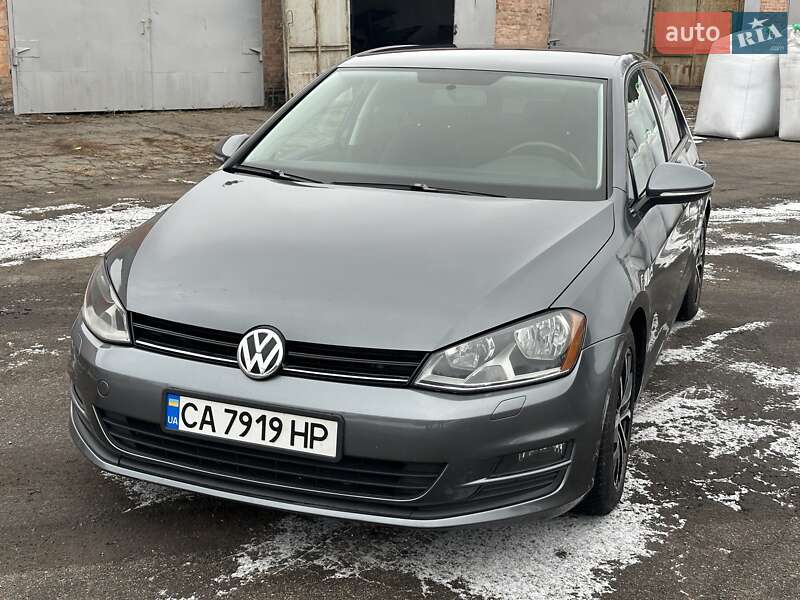 Хетчбек Volkswagen Golf 2014 в Умані