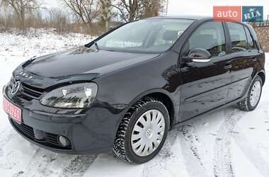 Хетчбек Volkswagen Golf 2006 в Звягелі