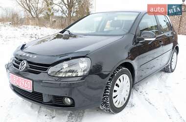 Хетчбек Volkswagen Golf 2006 в Звягелі