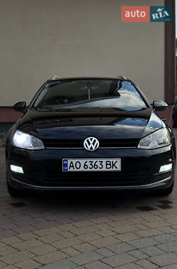 Універсал Volkswagen Golf 2014 в Чопі