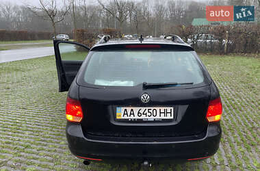 Универсал Volkswagen Golf 2011 в Киеве