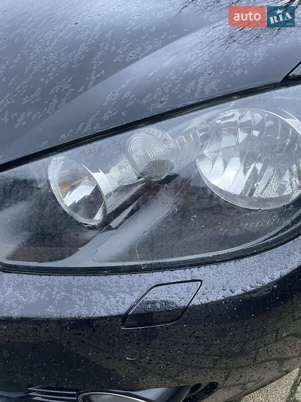 Універсал Volkswagen Golf 2011 в Києві