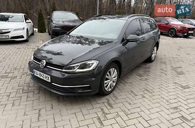 Универсал Volkswagen Golf 2017 в Киеве