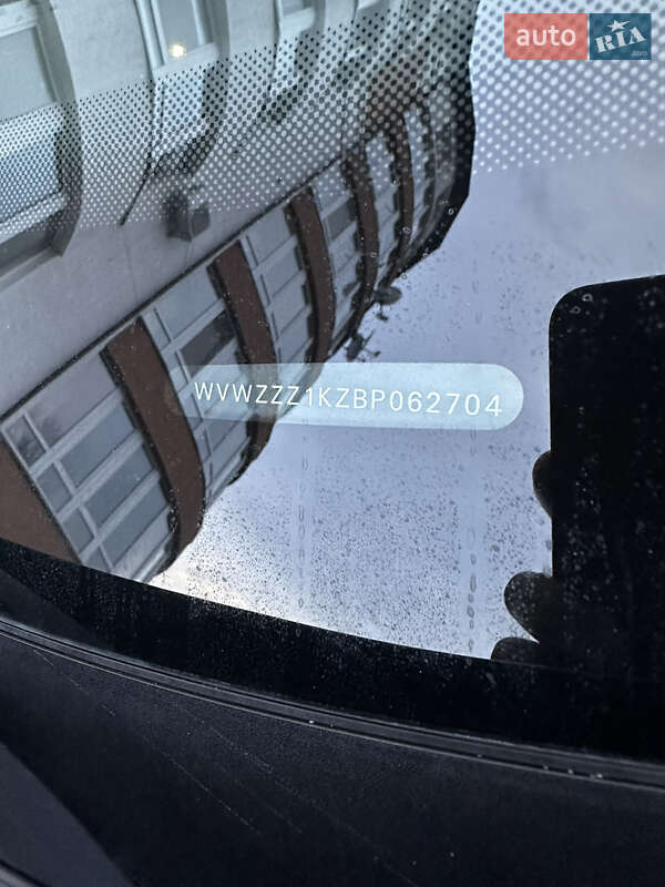 Хэтчбек Volkswagen Golf 2010 в Ивано-Франковске