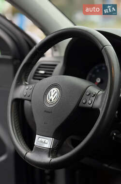 Хетчбек Volkswagen Golf 2007 в Лубнах