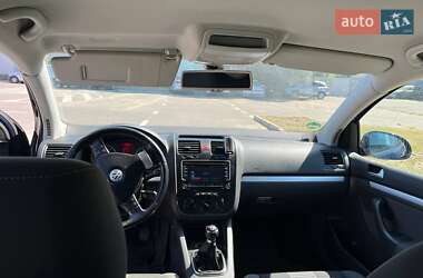 Хетчбек Volkswagen Golf 2008 в Полтаві