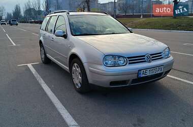 Универсал Volkswagen Golf 2003 в Каменском