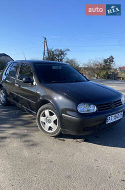 Хэтчбек Volkswagen Golf 2001 в Калуше