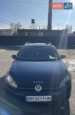 Универсал Volkswagen Golf 2010 в Житомире