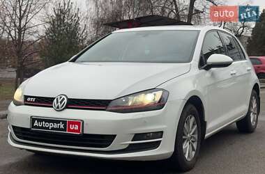 Хетчбек Volkswagen Golf 2014 в Києві