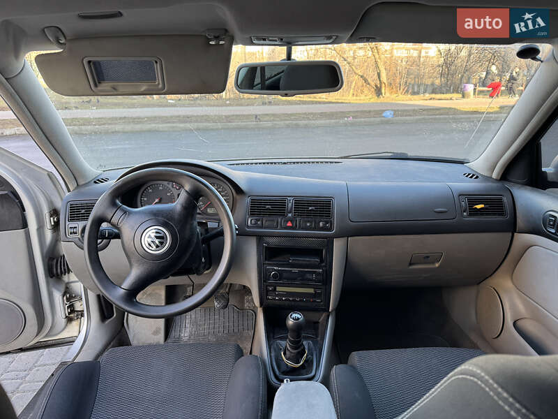 Хетчбек Volkswagen Golf 1998 в Білій Церкві