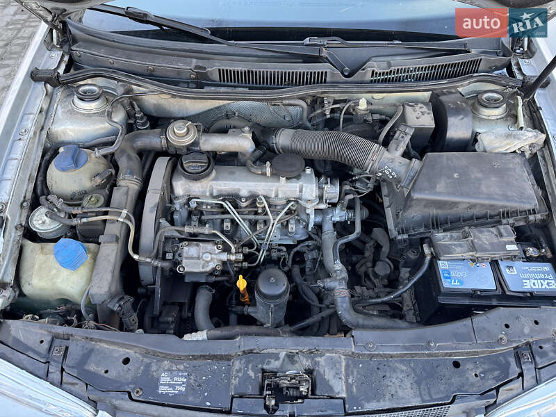 Хетчбек Volkswagen Golf 1998 в Білій Церкві