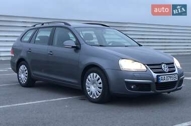 Універсал Volkswagen Golf 2009 в Львові