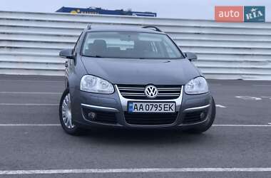 Універсал Volkswagen Golf 2009 в Львові