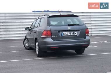 Універсал Volkswagen Golf 2009 в Львові