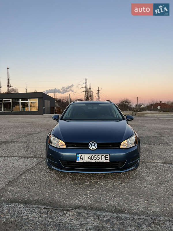 Універсал Volkswagen Golf 2015 в Переяславі