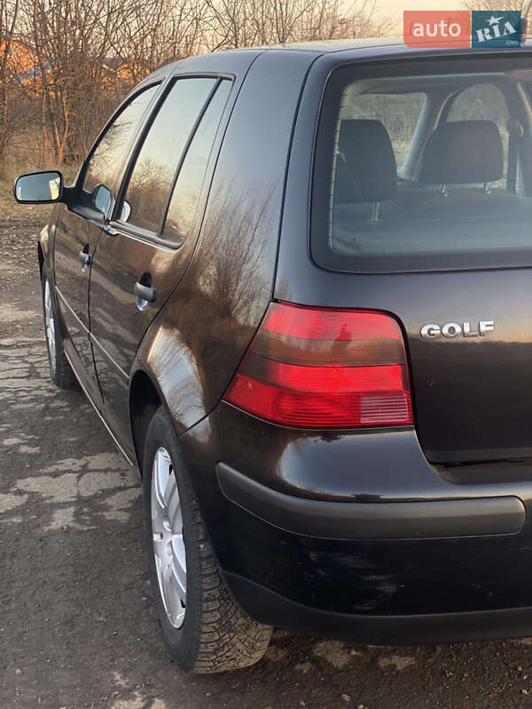 Хэтчбек Volkswagen Golf 2002 в Ивано-Франковске фото 6 Хэтчбек Volkswagen Golf 2002 в Ивано-Франковске