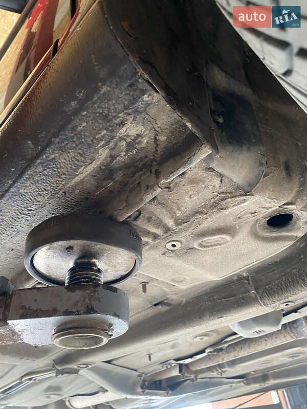 Хэтчбек Volkswagen Golf 2002 в Ивано-Франковске фото 21 Хэтчбек Volkswagen Golf 2002 в Ивано-Франковске