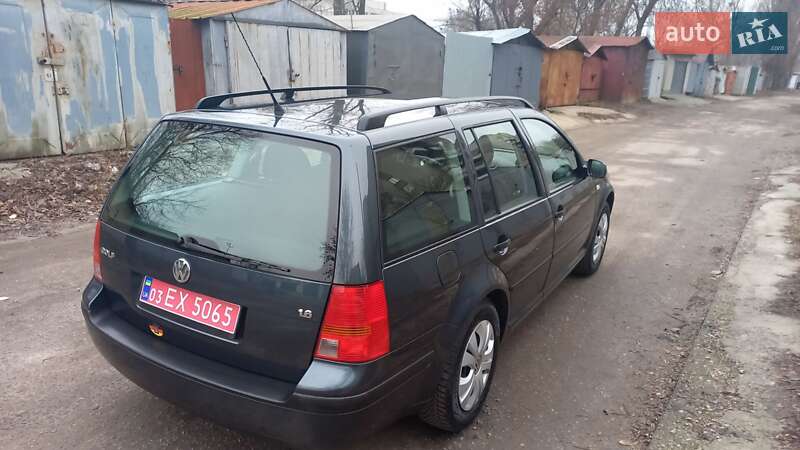 Універсал Volkswagen Golf 2002 в Харкові