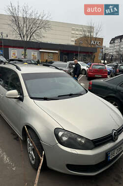 Універсал Volkswagen Golf 2011 в Черкасах